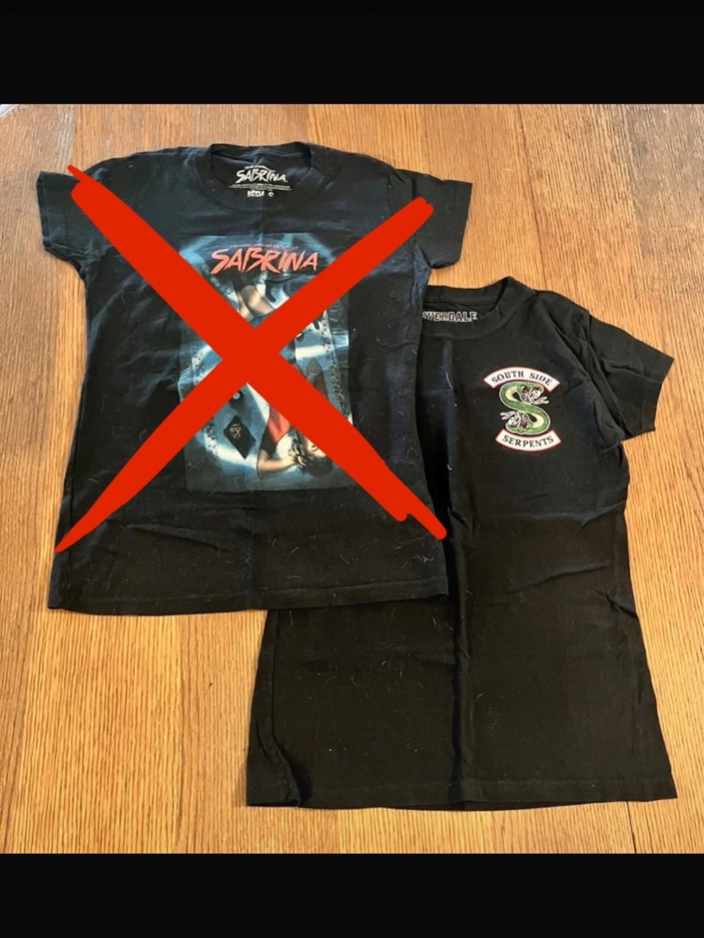 Hot Topic Black Graphic Tee